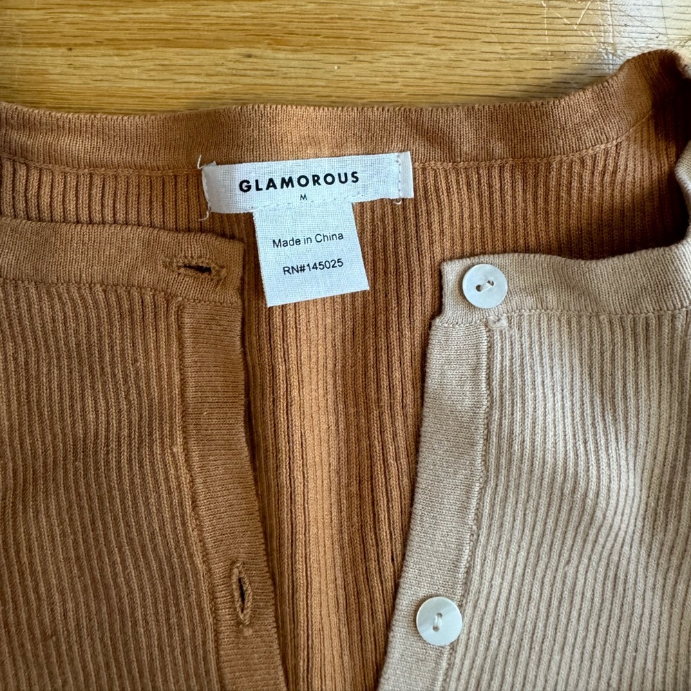 Cropped Ribbed Cardigan/Button-Down - Picture 2 of 2